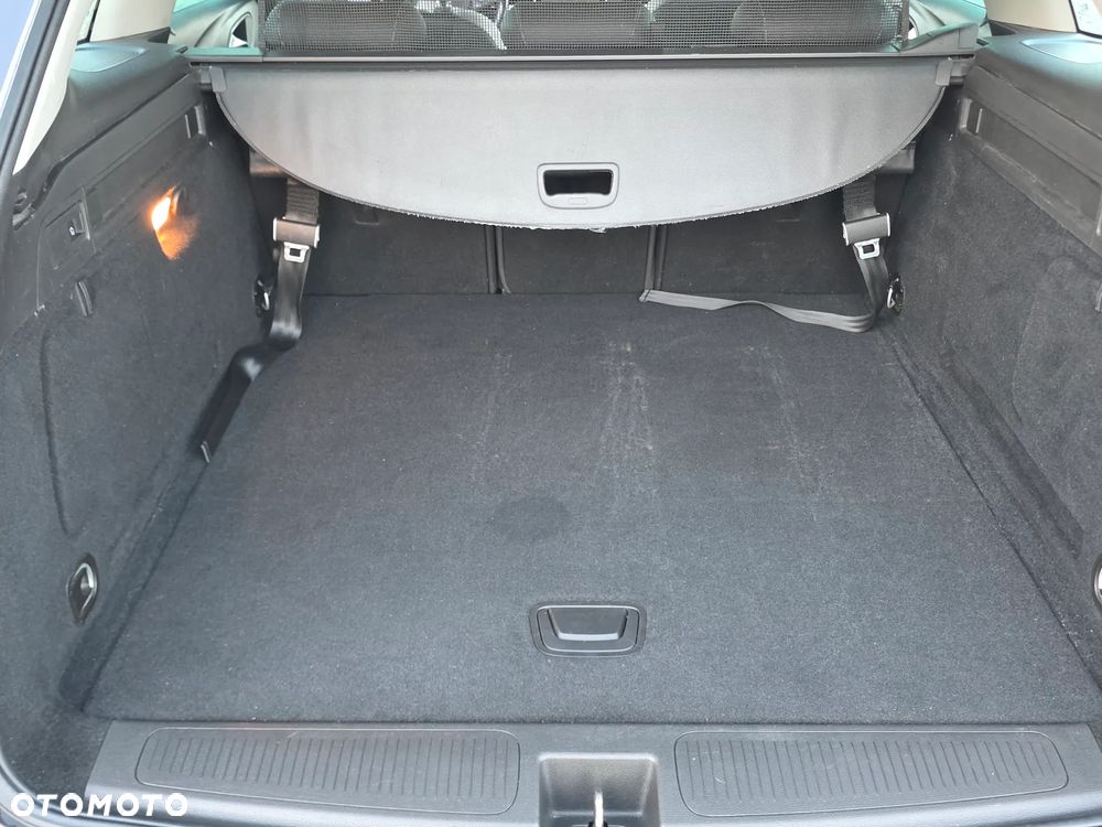 Opel Astra - 32