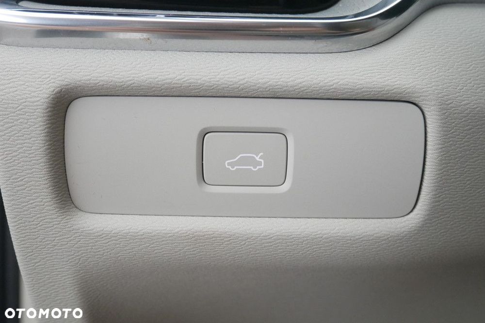 Volvo S60 - 17