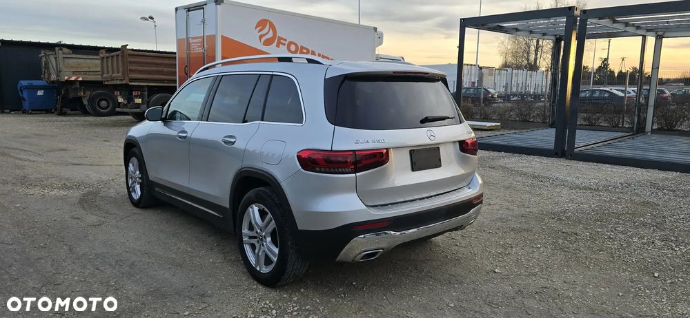Mercedes-Benz GLB 250 4Matic 8G-DCT EDITION 2022 - 16