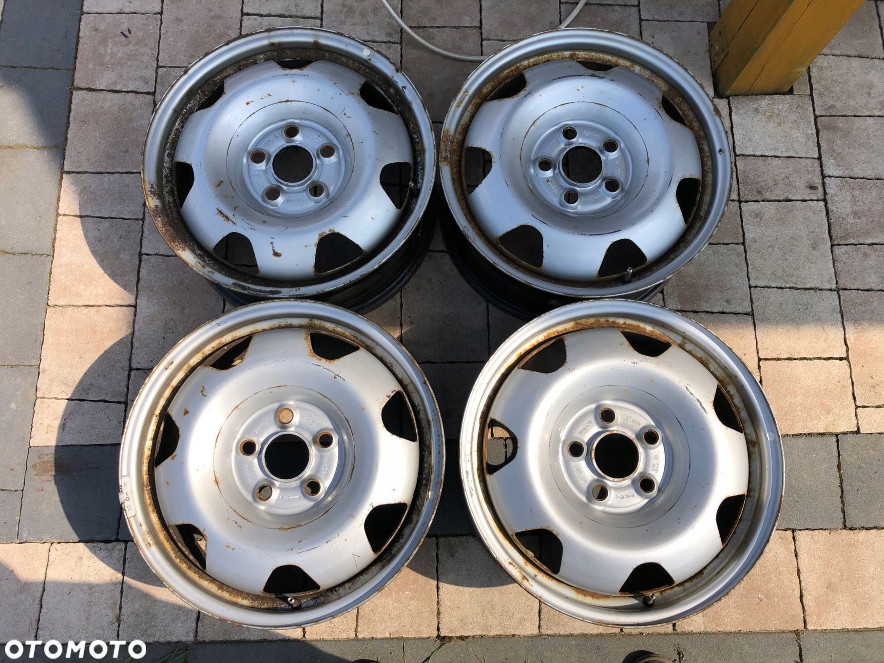 Felga stalowa VW T5 T6 17 - 1