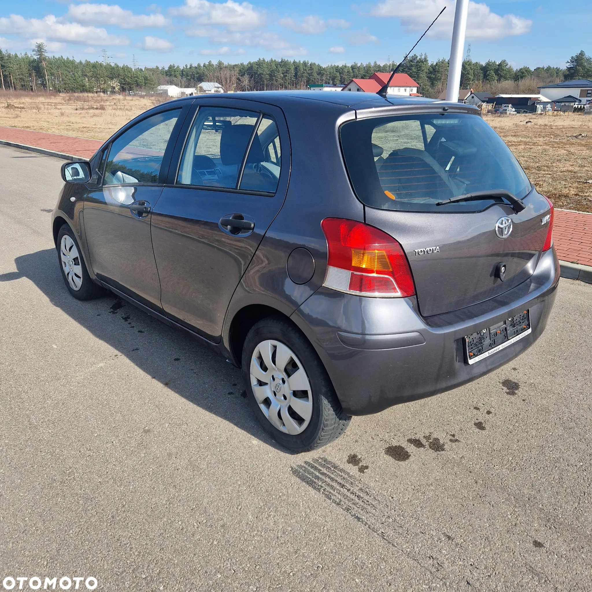 Toyota Yaris 1.33 VVT-i Sol - 6