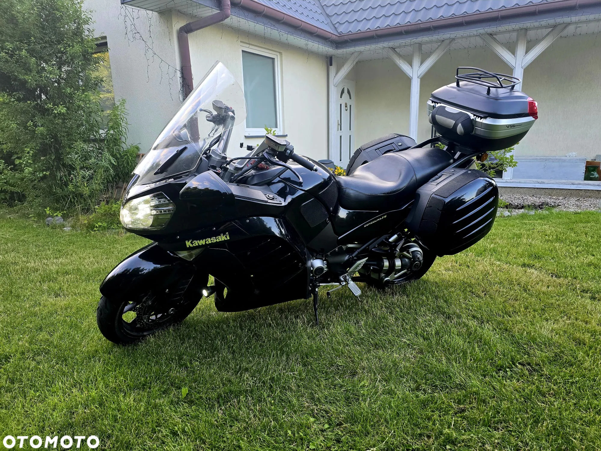 Kawasaki GTR - 2