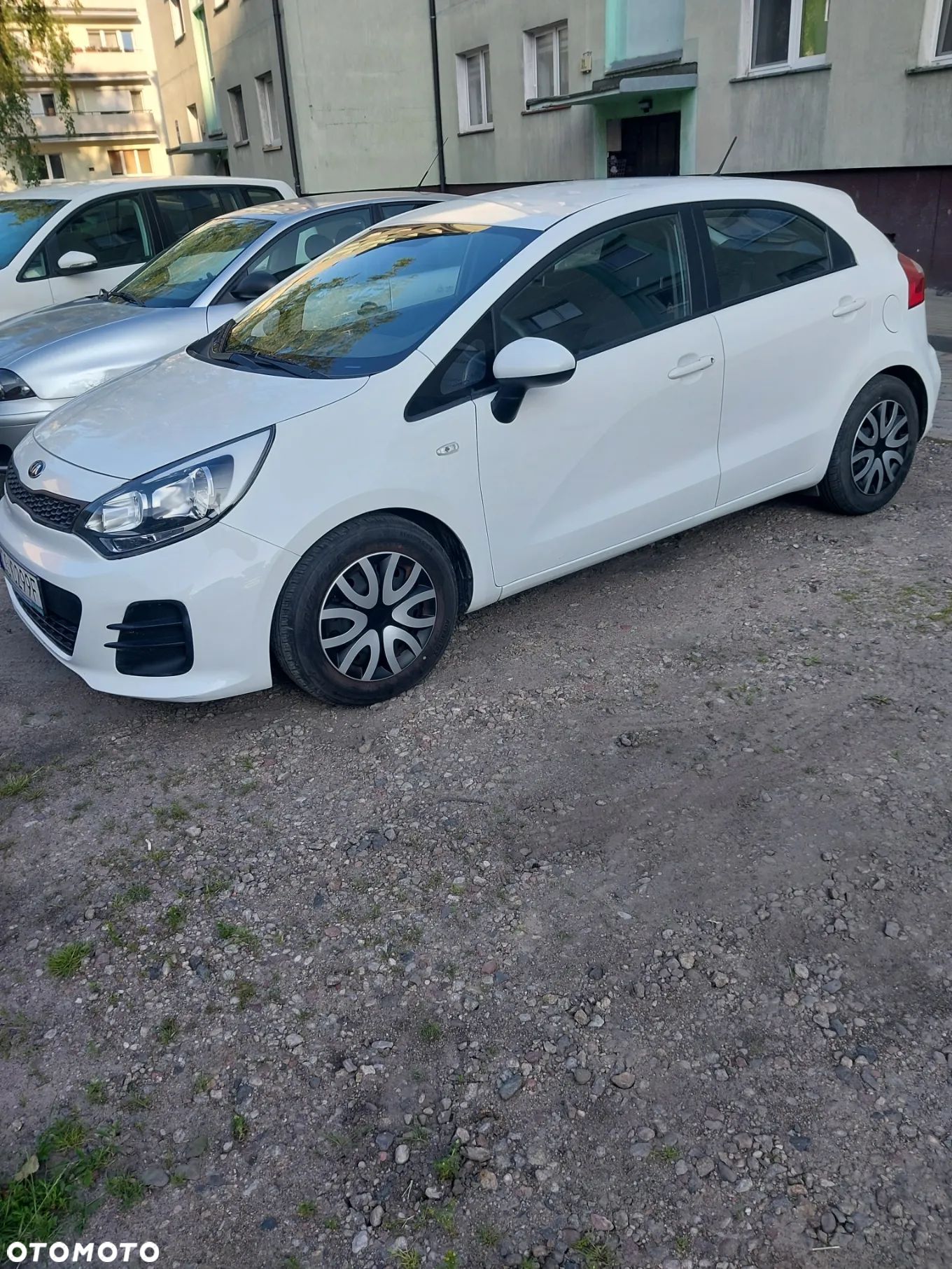 Kia Rio - 1