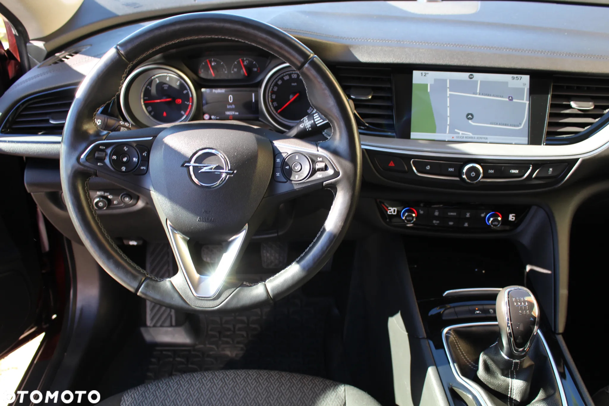 Opel Insignia - 27