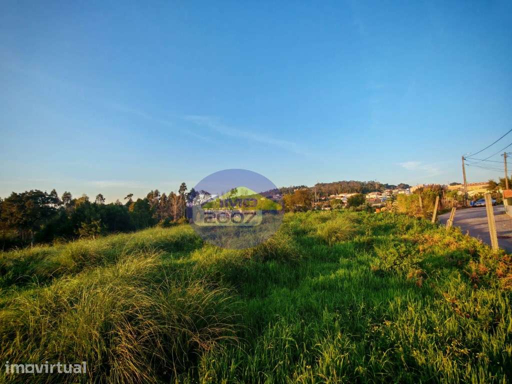 Excelente terreno com 1850m2 em Mozelos - Grande imagem: 4/17