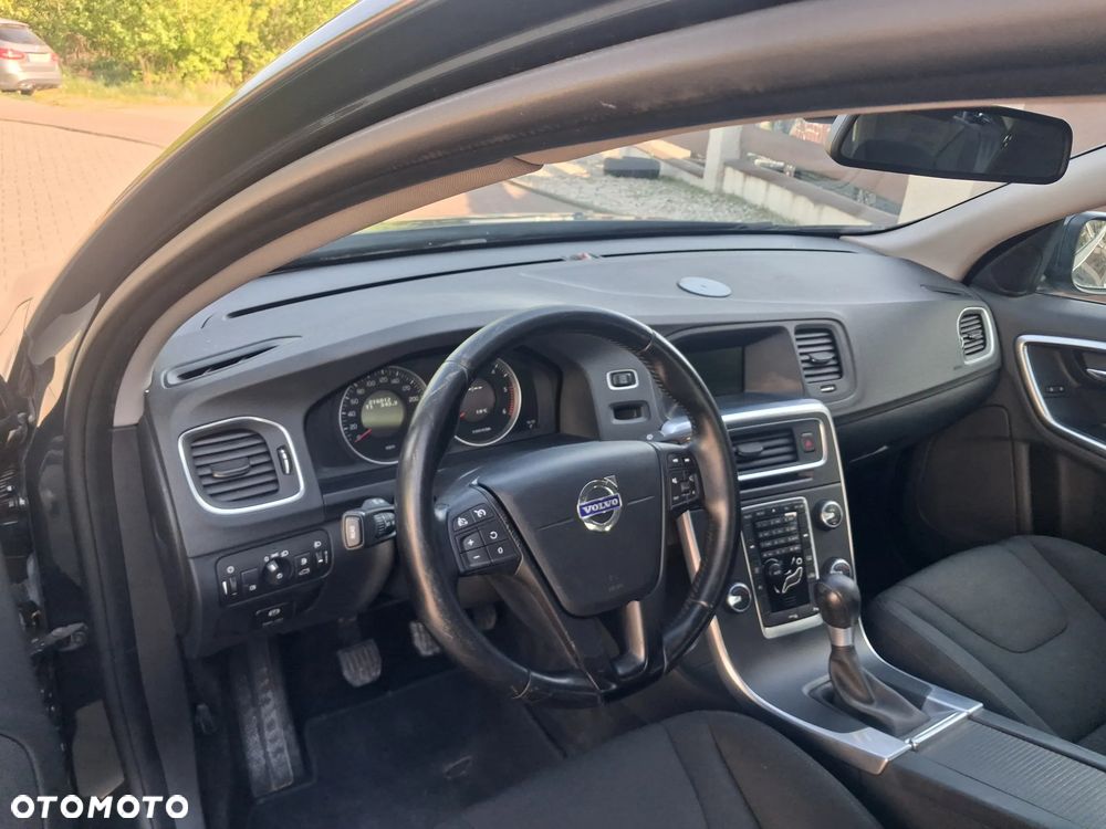 Volvo S60 DRIVe Kinetic - 14