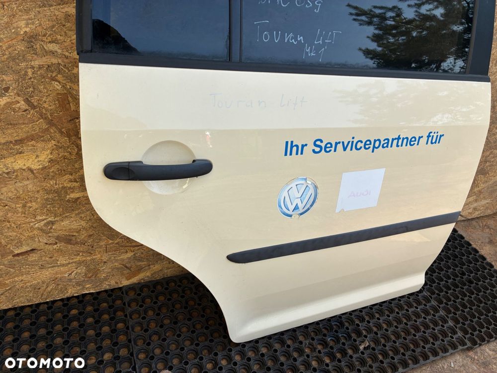 VW TOURAN MK1 LIFT DRZWI TYŁ TYLNIE  PRAWE PRAWY - 4