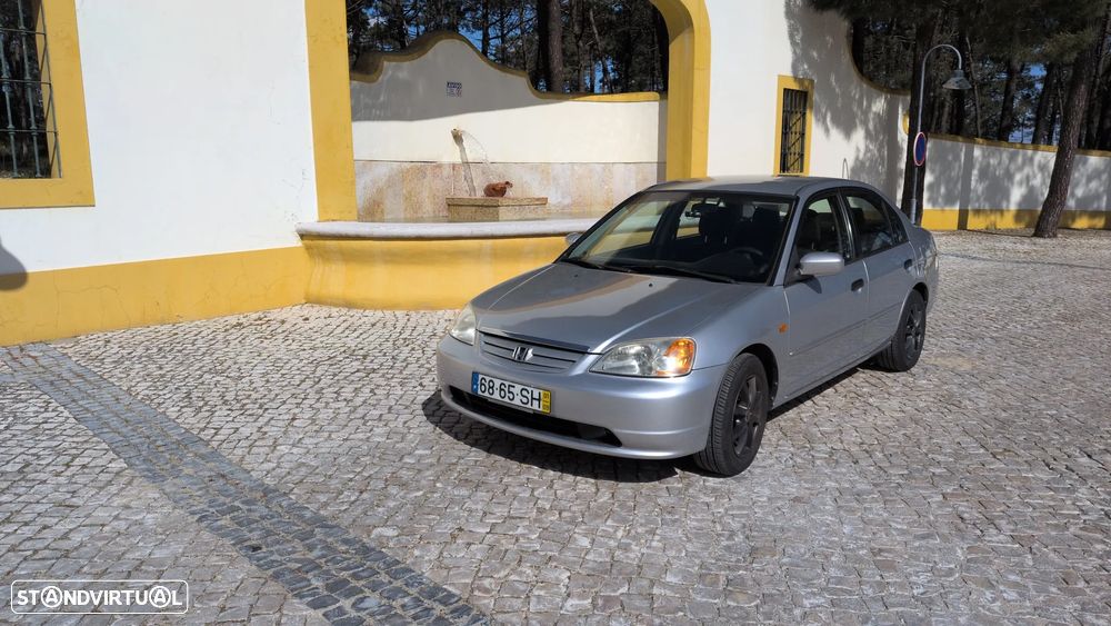 Honda Civic 1.6 ES - 1