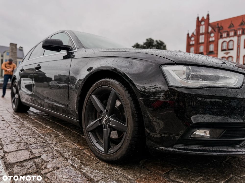Audi A4 Avant 2.0 TDI clean diesel Quattro - 14