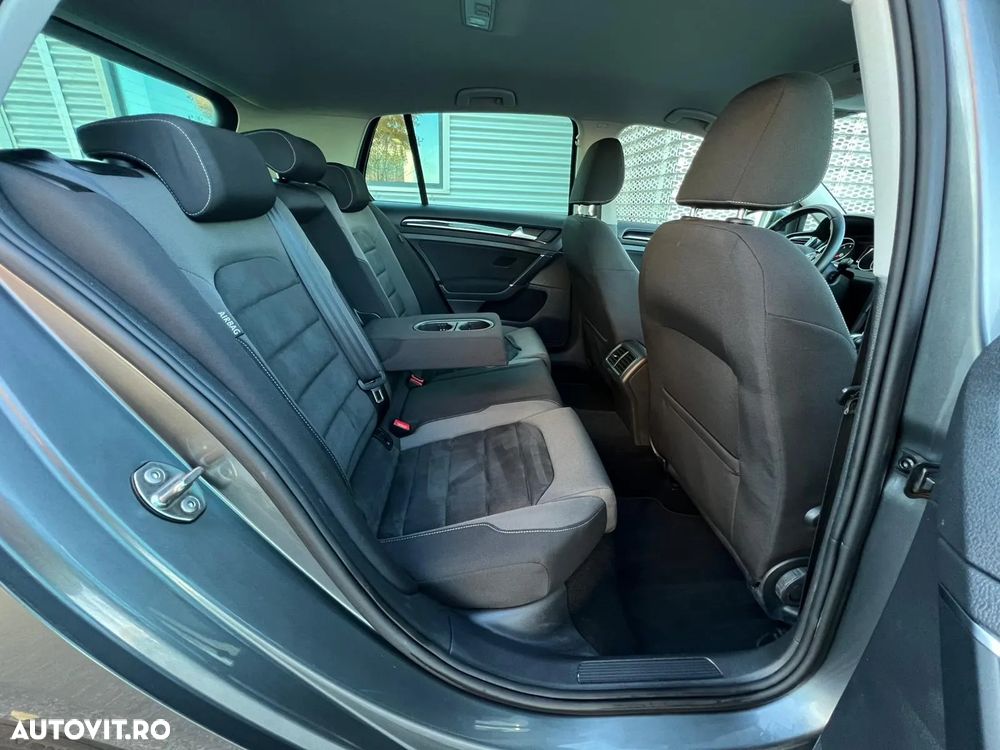 Volkswagen Golf 1.5 TSI DSG Highline - 11