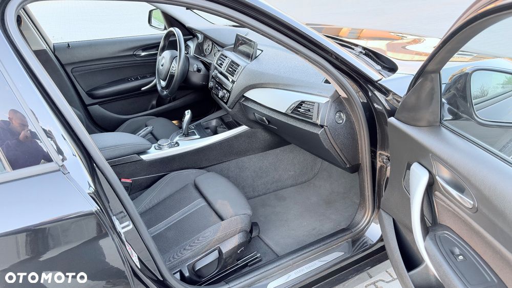 BMW Seria 1 118d Sport Line - 32
