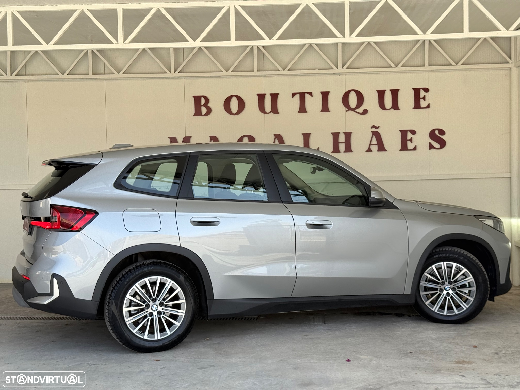 BMW iX1 xDrive30 - 21