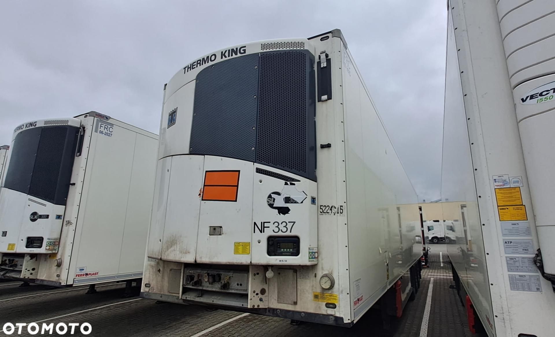 Schmitz Cargobull SKO FP 45 ThermoKing SLXi 300 - 1