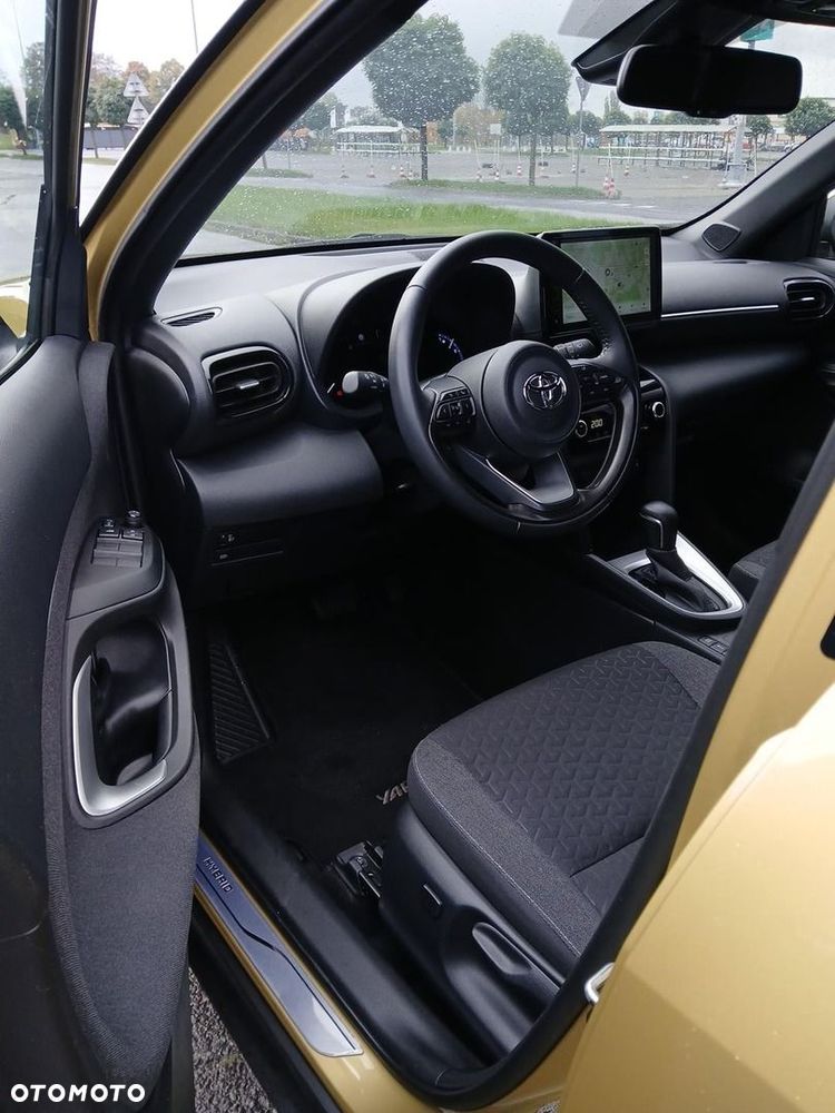 Toyota Yaris Cross Hybrid 1.5 Comfort - 18