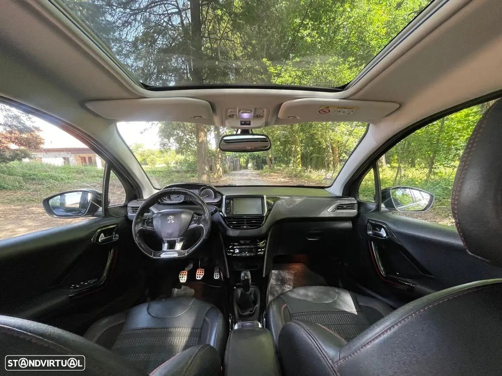 Peugeot 2008 1.2 PureTech GT Line - 13
