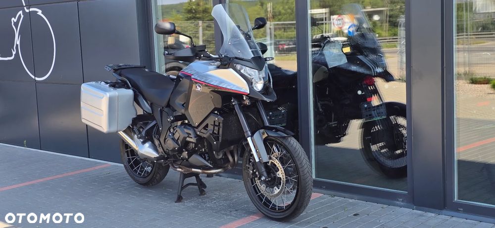 Honda VFR - 6