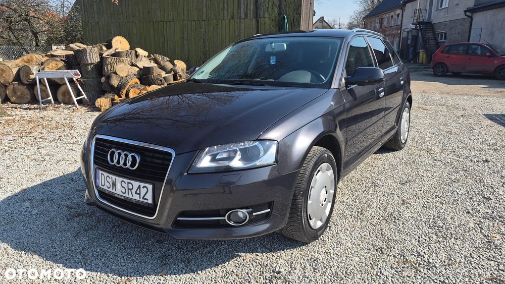 Audi A3 Sportback 1.2 TFSI Ambiente - 2