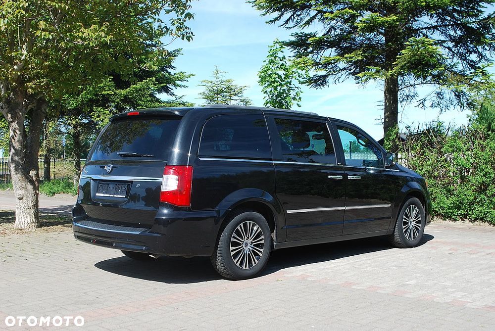 Lancia Voyager 2.8CRD S - 5