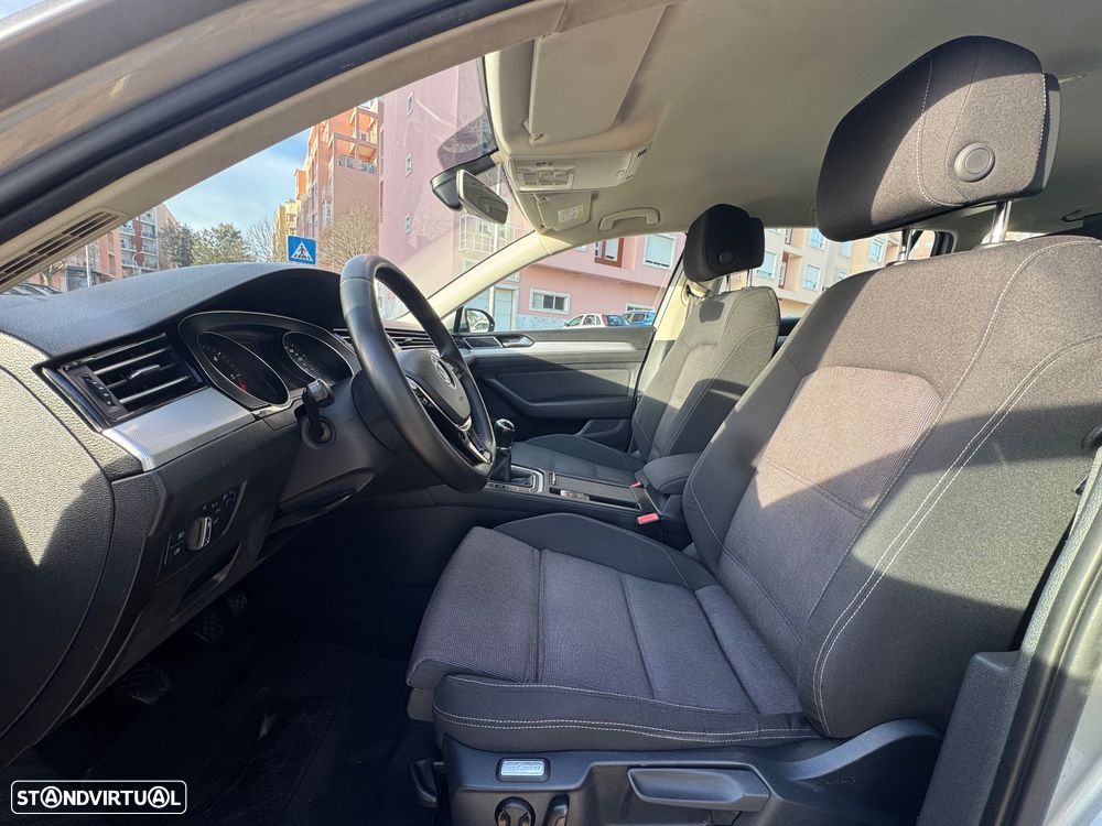 VW Passat Variant 2.0 TDi Confortline - 6