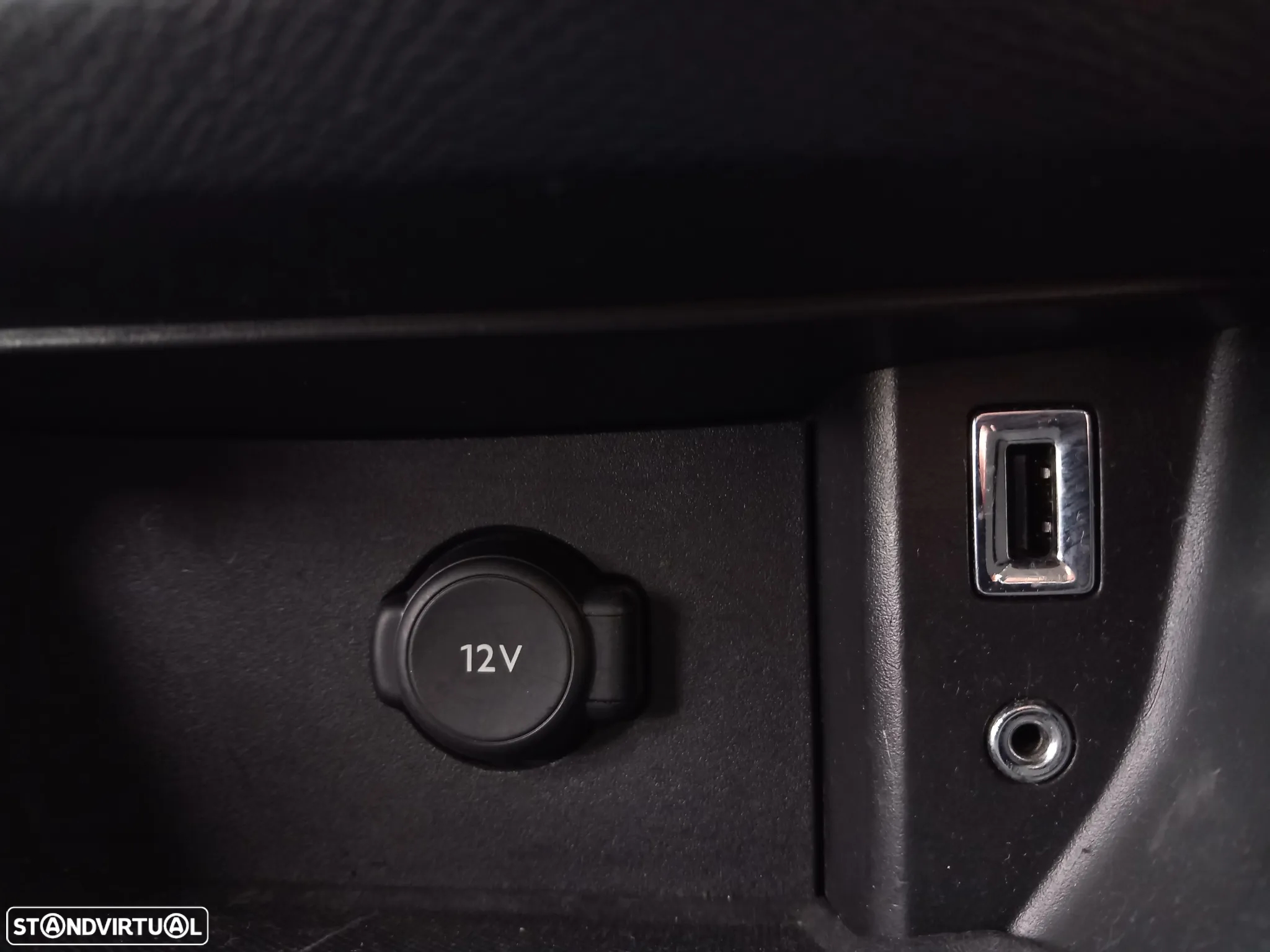 Peugeot 308 SW BlueHDi 150 EAT6 Stop & Start Allure - 23