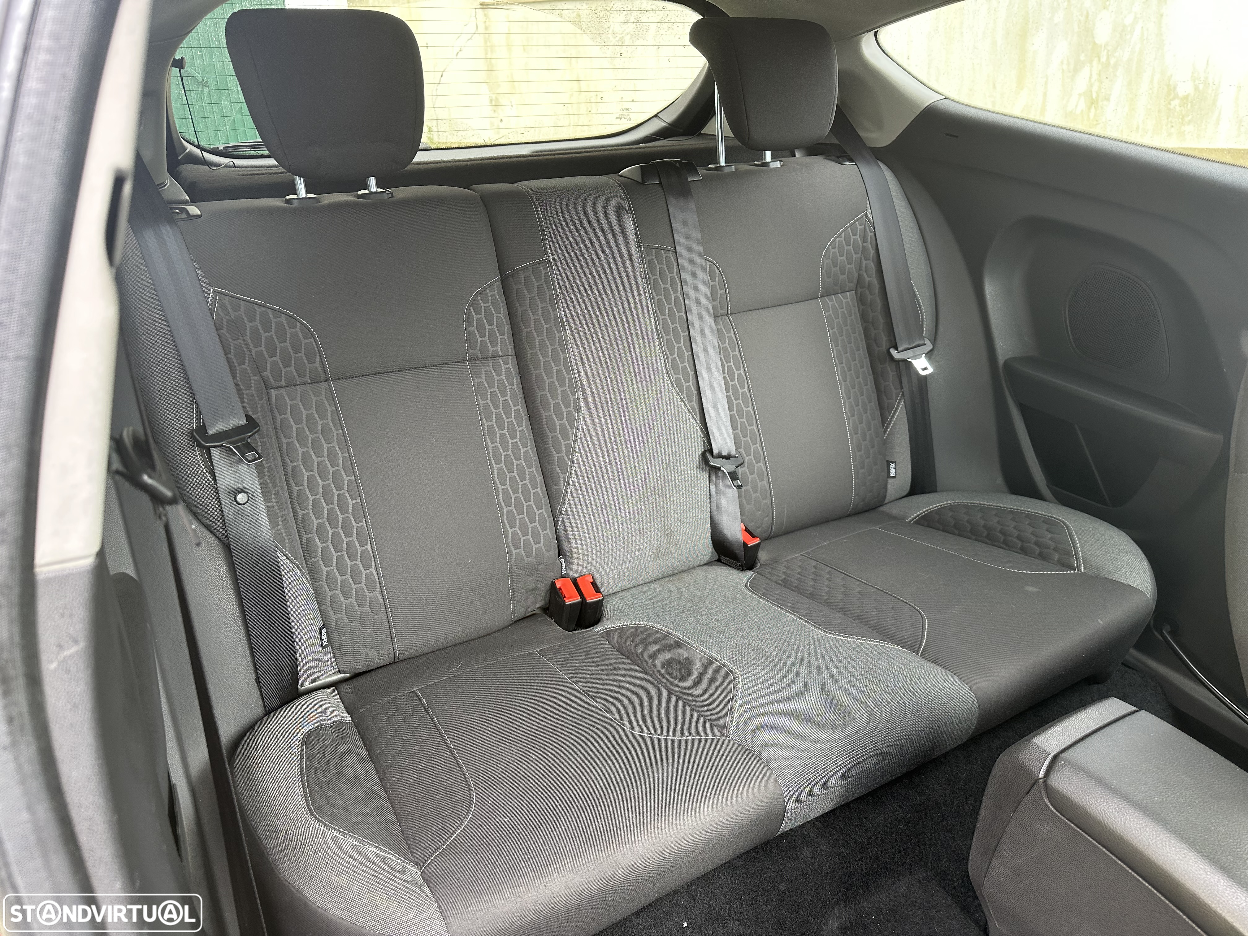 Ford Fiesta 1.0 T EcoBoost Titanium - 14