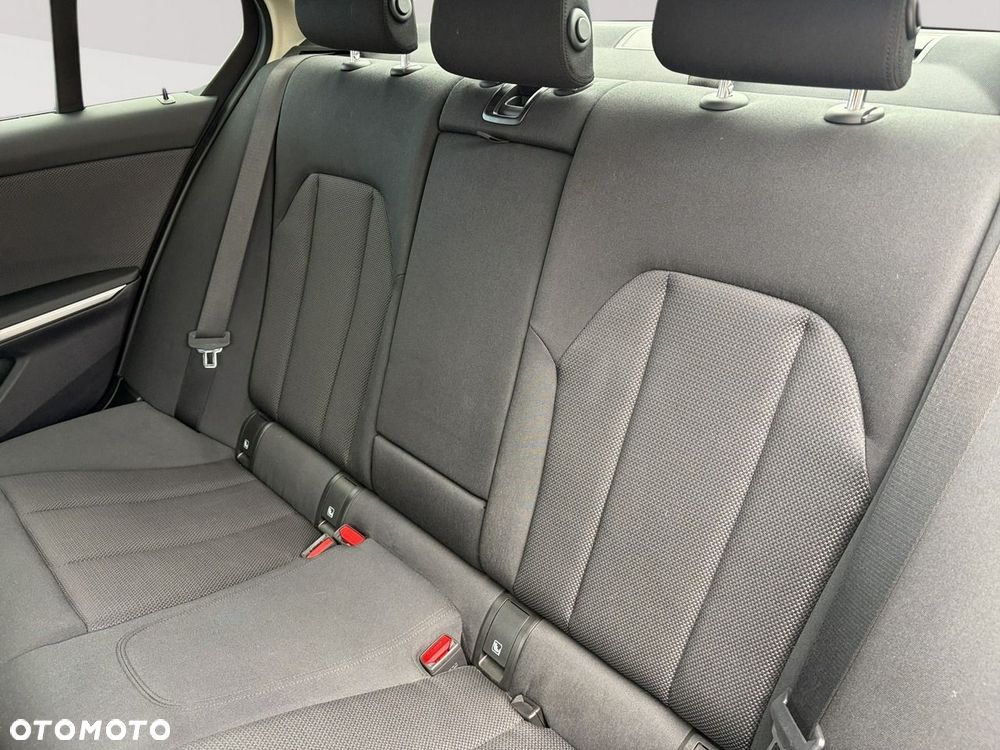BMW Seria 3 318 - 25