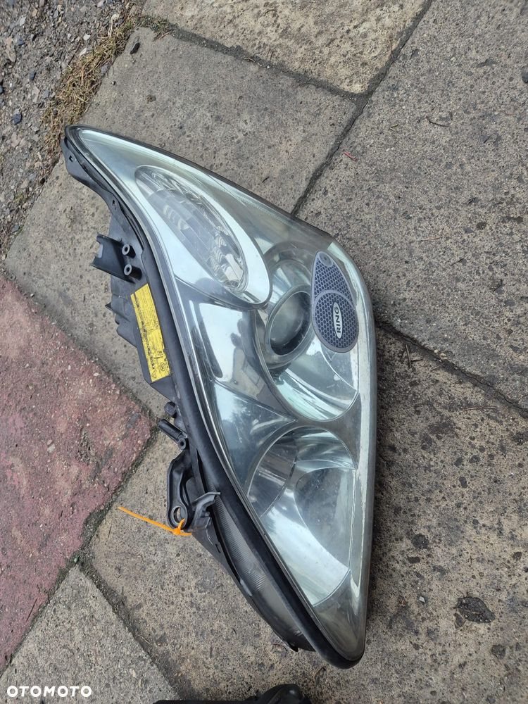 Lampa prawa, lewa przednia Lexus RX400h 03-09r. Anglik. - 1