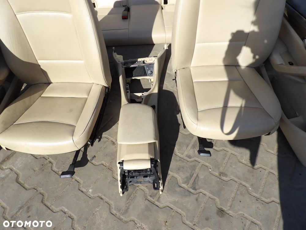 BMW - E84,X1 - PO LIFT - FOTELE , KANAPA , BOCZKI , TUNEL ŚRODKOWY - KOMPLET - OGRZEWANE - 4