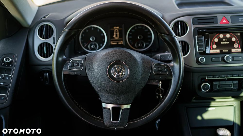 Volkswagen Tiguan 1.4 TSI BlueMotion Technology Team - 14