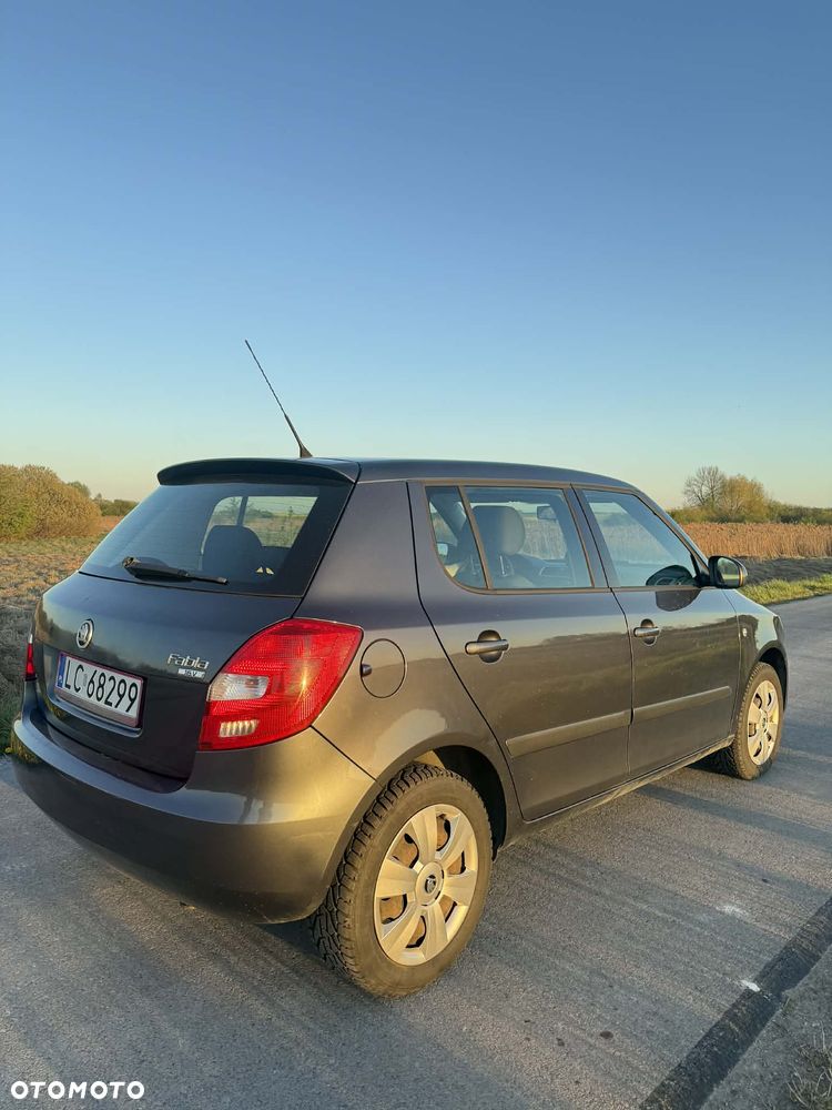 Skoda Fabia 1.4 16V Ambiente - 2