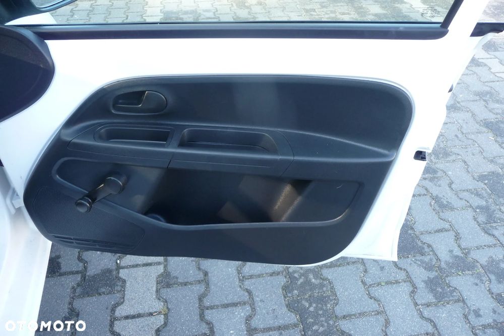 Volkswagen up! 1.0 move CityLine - 23
