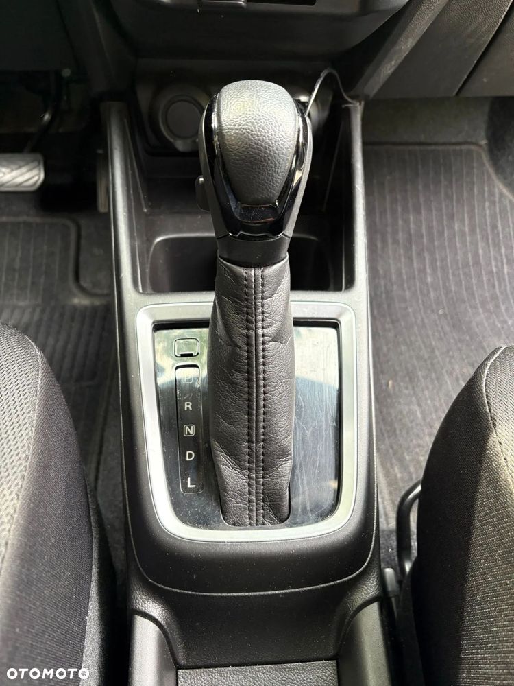 Suzuki Swift 1.2 Dualjet SHVS Premium Plus CVT - 11