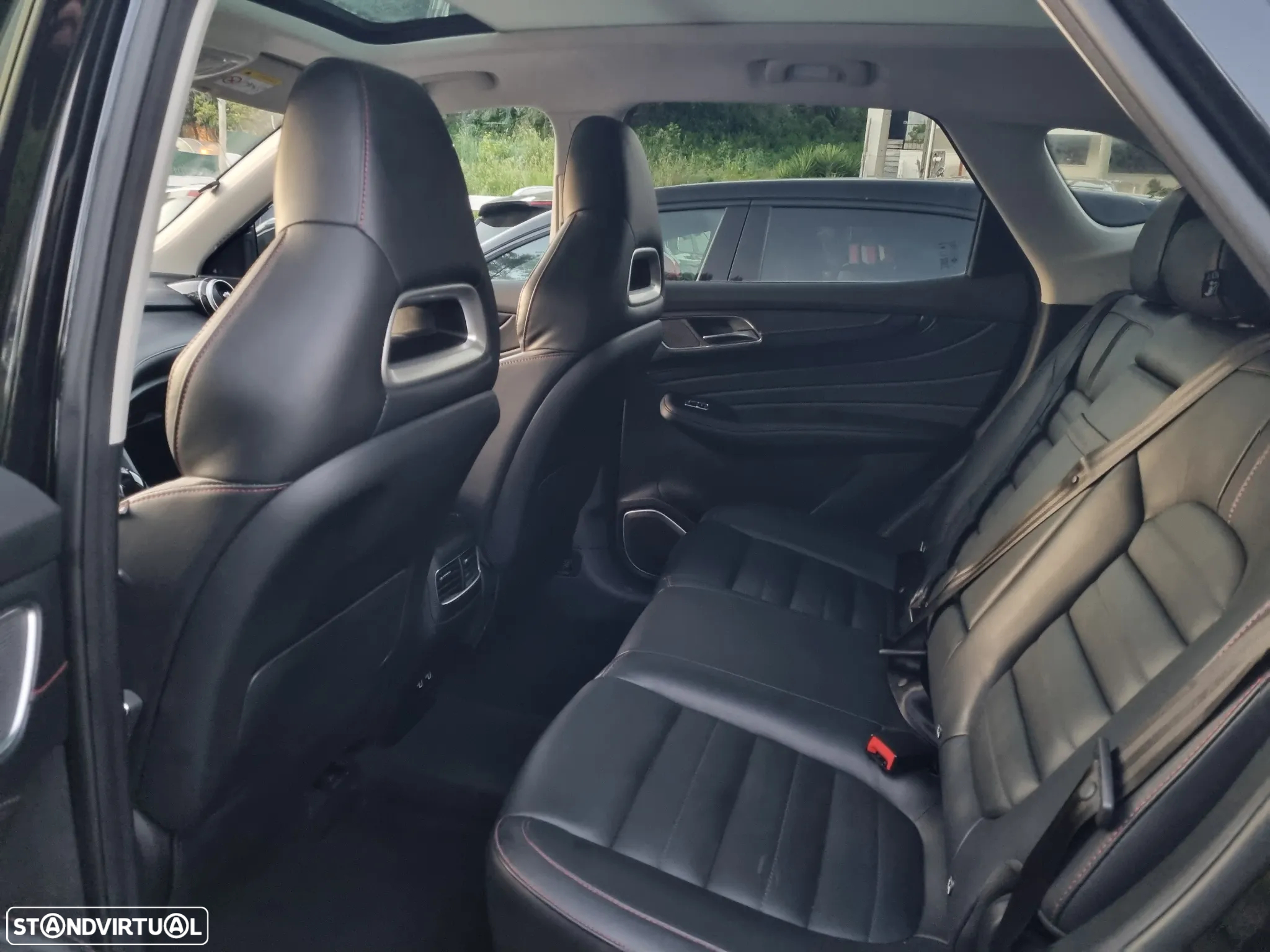 MG EHS 1.5 T-GDI Plug-in Hybrid Luxury - 9