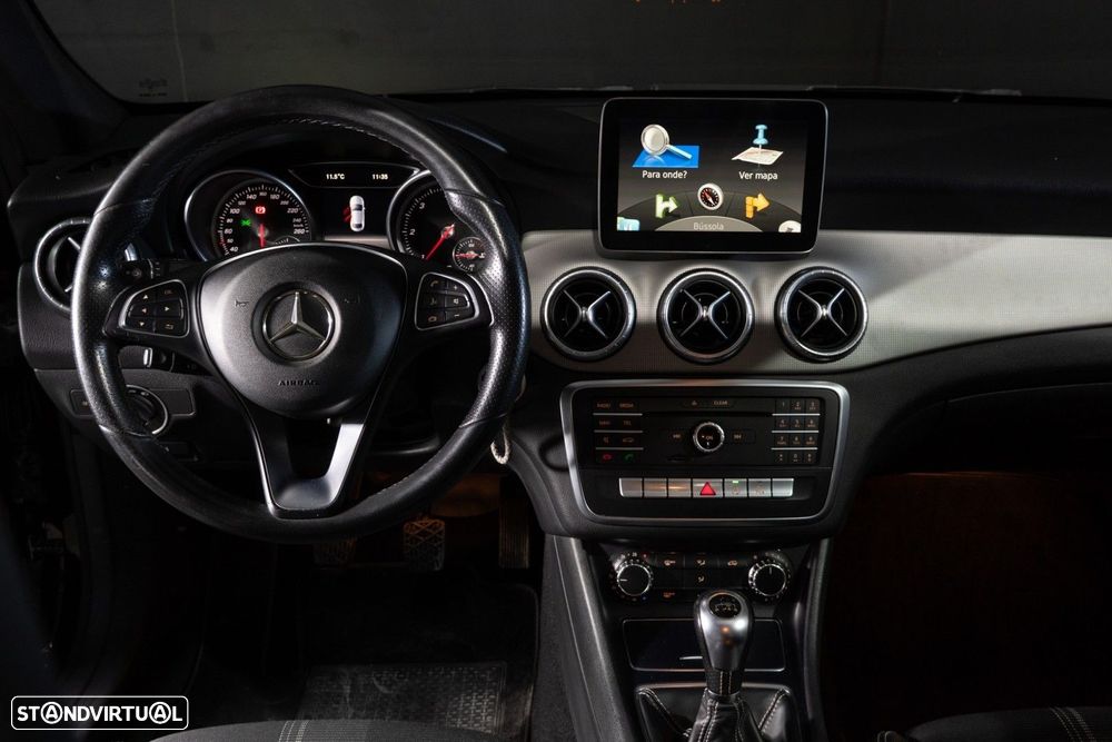 Mercedes-Benz CLA 180 (CDI) d Urban - 8