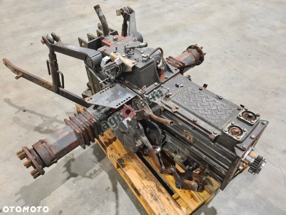 Tylny most Renault 65-14 7700609483 - 3