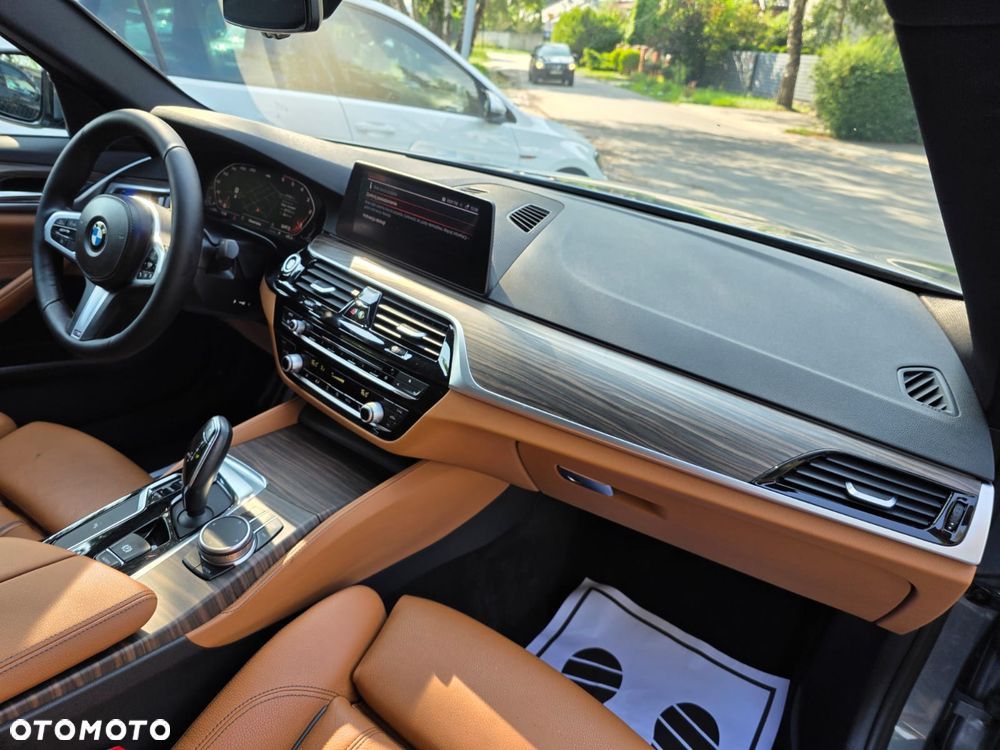 BMW Seria 5 520d xDrive Luxury Line - 21