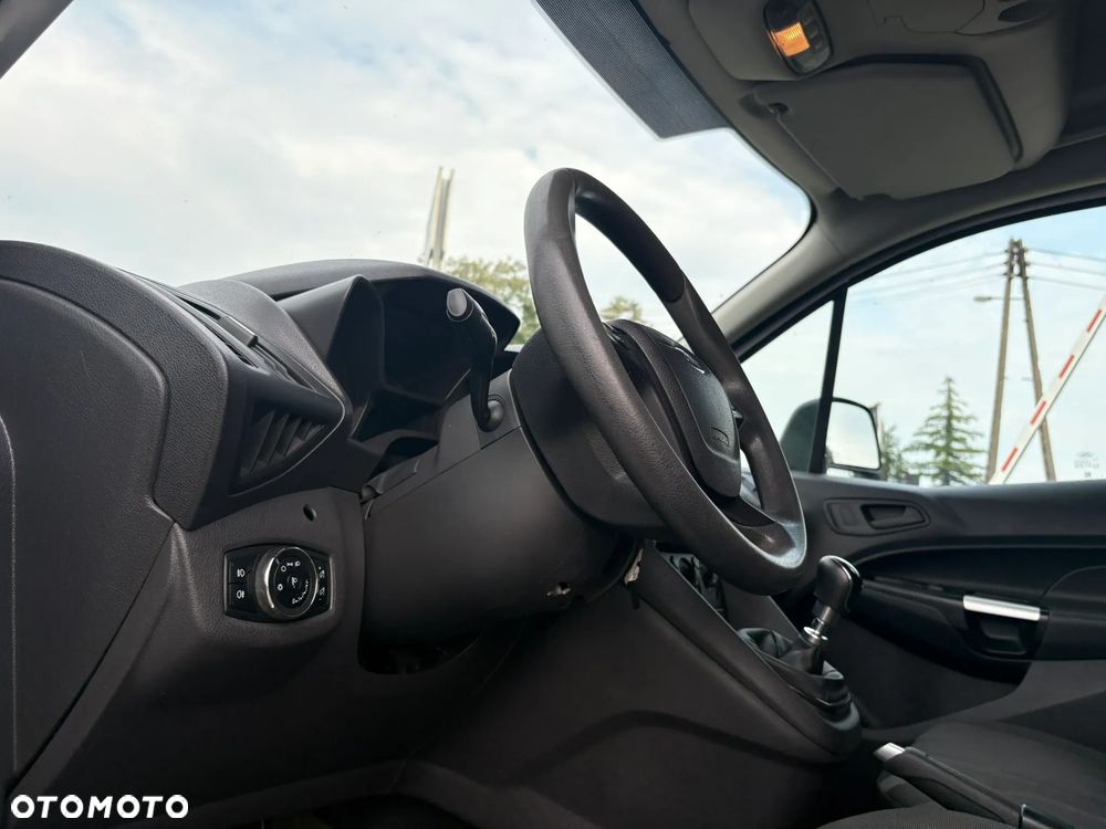 Ford Transit Connect - 11