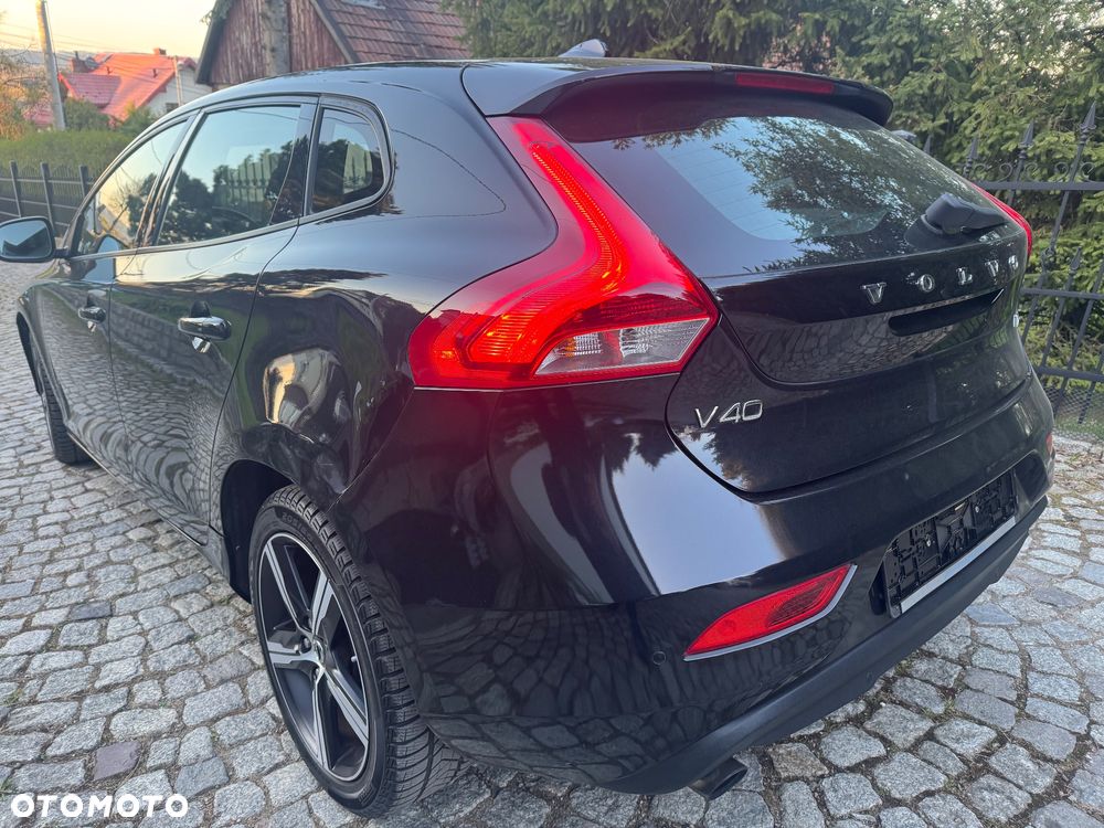 Volvo V40 T2 You - 14