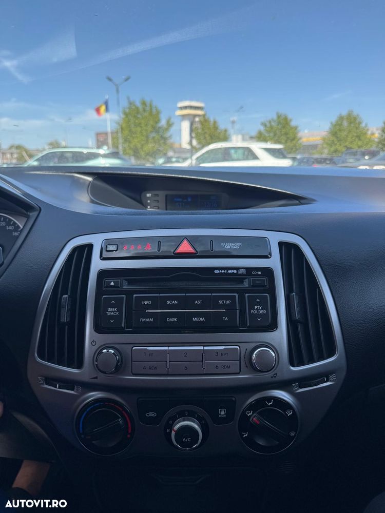 Hyundai i20 1.2 Comfort+ - 9