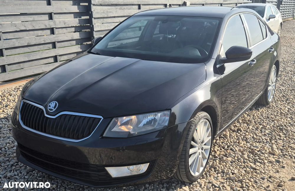 Skoda Octavia 2.0 TDI DSG Ambition - 2