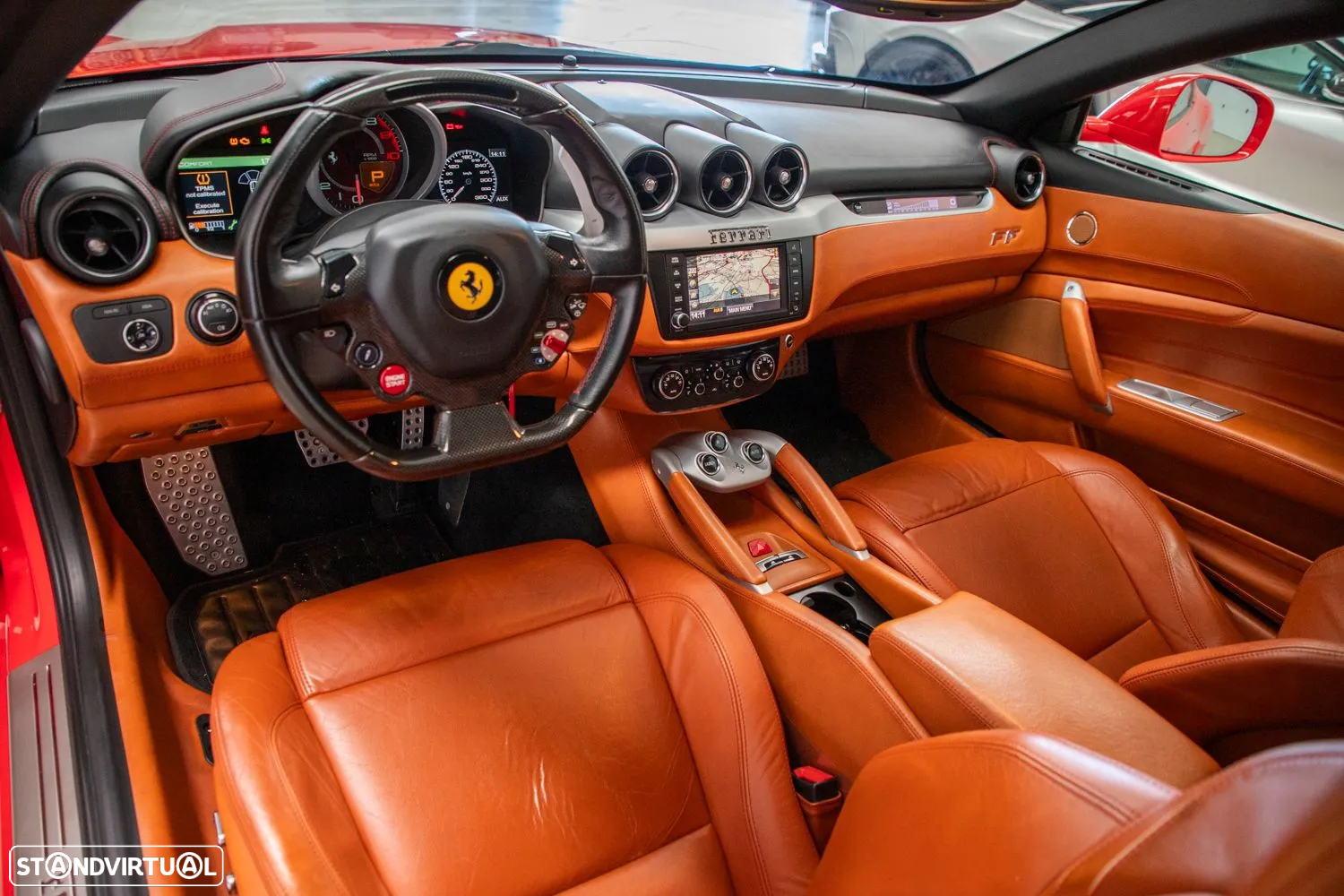 Ferrari FF - 16