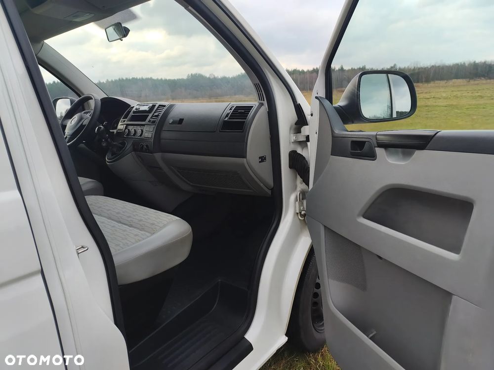 Volkswagen Transporter - 15