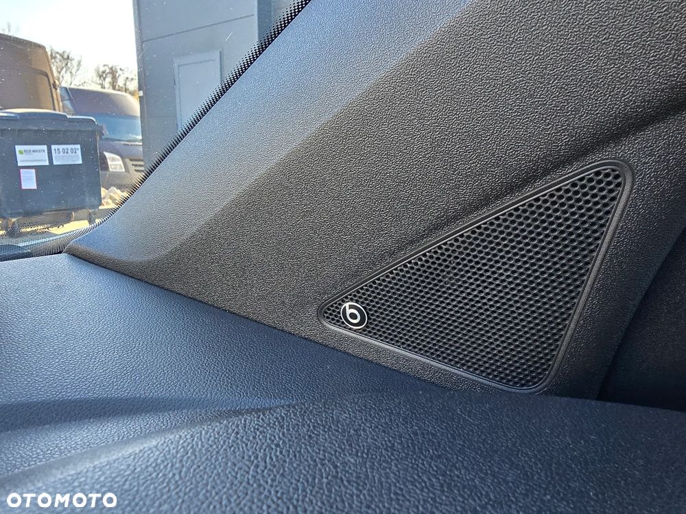 Volkswagen up! 1.0 TSI high - 13