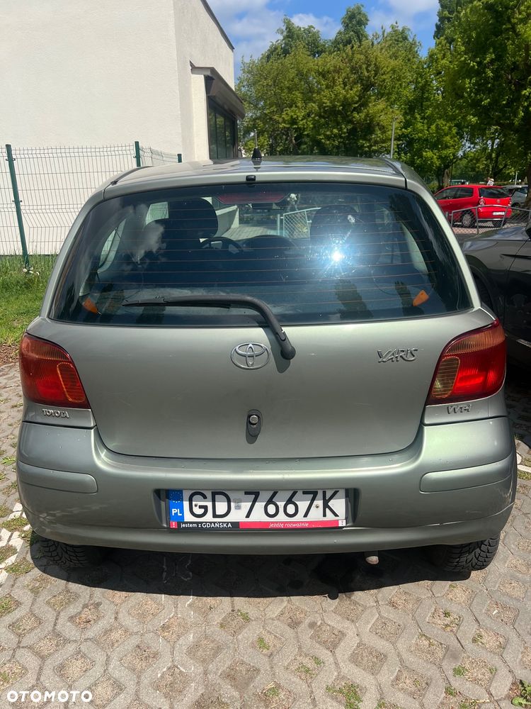 Toyota Yaris 1.0 Sol MM - 4