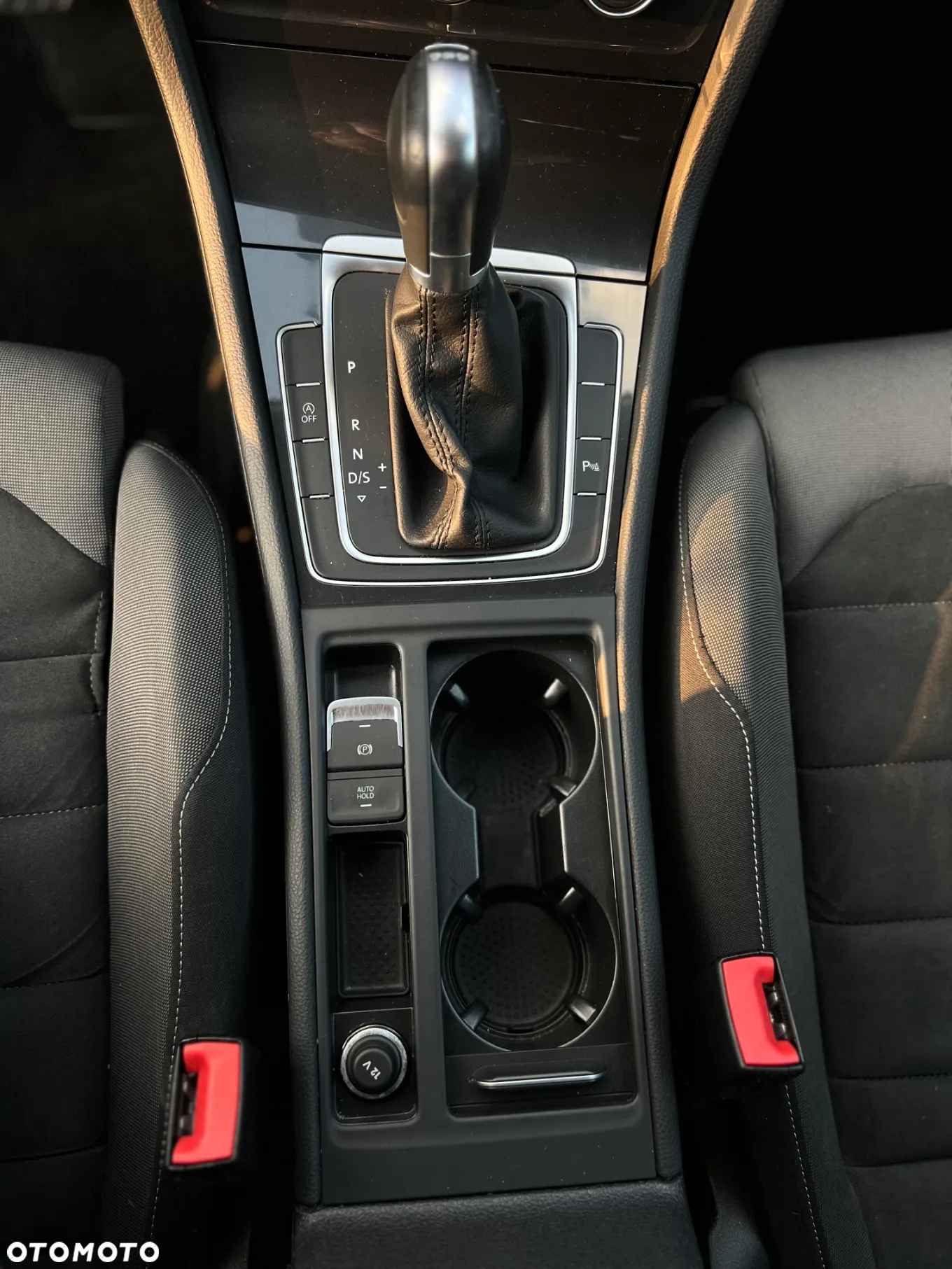 Volkswagen Golf Variant 1.6 TDI (BlueMotion Technology) DSG Comfortline - 15