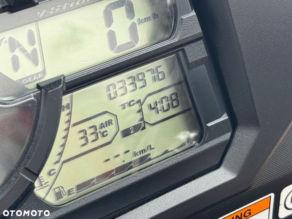 Suzuki V-STROM - 17