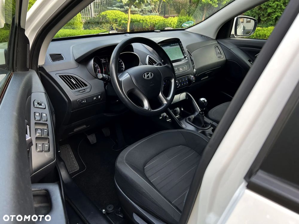 Hyundai ix35 1.6 2WD Fifa World Cup Edition - 19