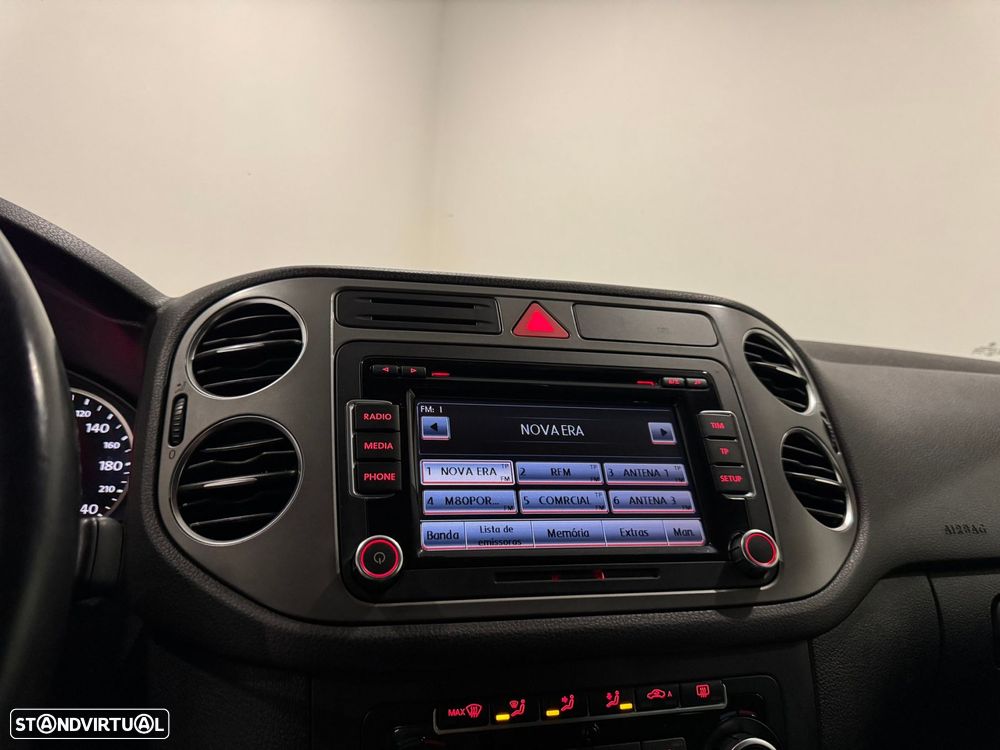 VW Tiguan 2.0 TDi Sport BlueMotion - 33