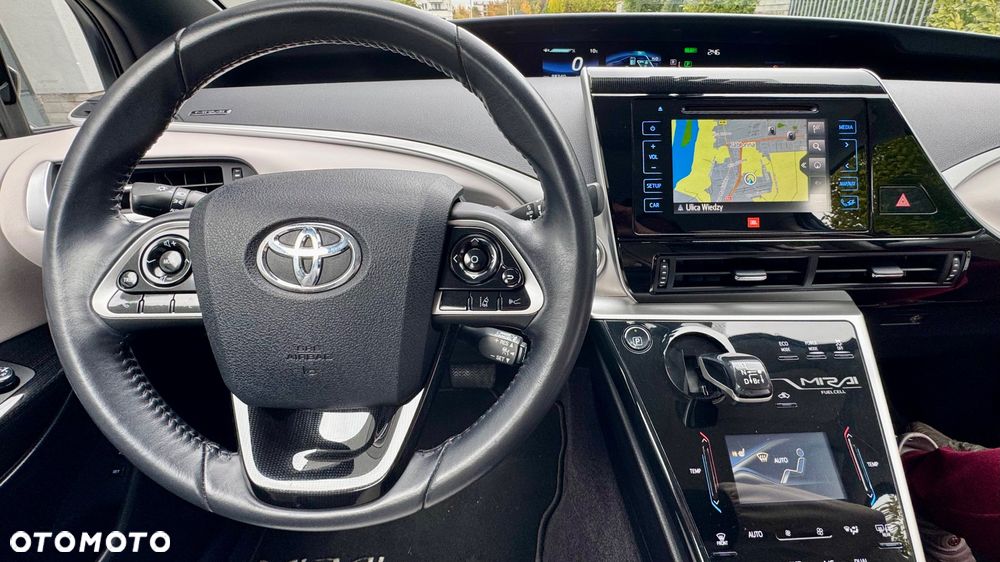 Toyota Mirai - 30