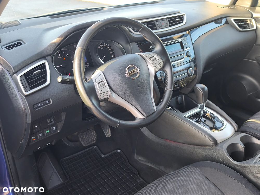 Nissan Qashqai 1.6 DCi Xtronic TEKNA - 17